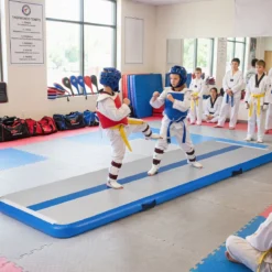 Airtrack Matte Aufblasbare Gymnastikmatte Tragbare Tumbling Matte mit Elektrischer Luftpumpe Blau + Grau
