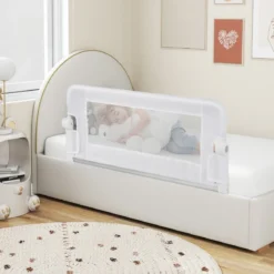 Bettgitter Sicherheitsgitter für Kleinkinder mit weichem Schaumstoff mit Gurt 105 x 40 x 42 cm Weiß