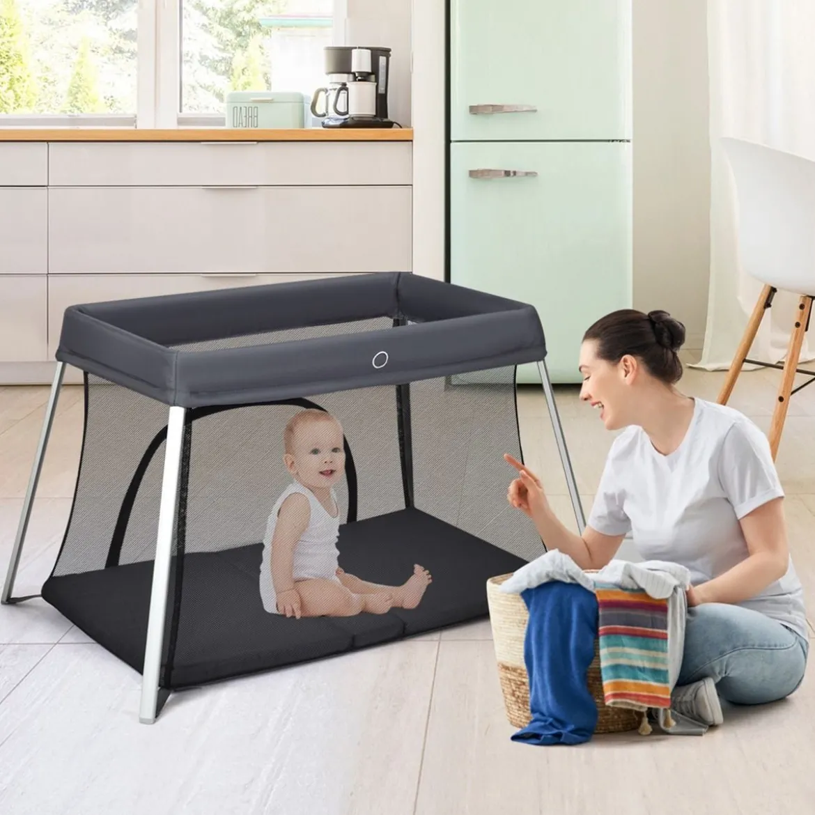Ein-Konpf-klappbares Babybett mit Matratze & Reißverschlusstür & Tragetasche Dunkelgrau