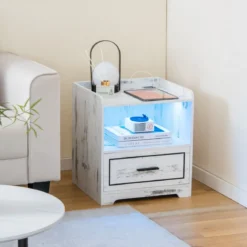2er Set Nachttisch mit LED Licht USB-Anschluss und Typ-C-Ladestation Nachtschrank mit Bewegungssensor Weiß