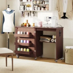 2 in 1 Klappbarer Nähtisch mit Ladestation & Regalen Nähmaschinenschrank Nähschrank Kaffee