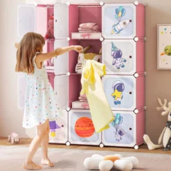 Kinder Kleiderschrank mit 2 Hängeabschnitten & 12 Würfeln Niedliche Cartoon-Kommode Rosa
