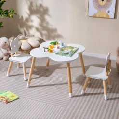 Kindertisch-Set in Blumenform hölzerner Spiel- und Aktivitätentisch für Kinder mit 2 kindgerechten Stühlen Weiß