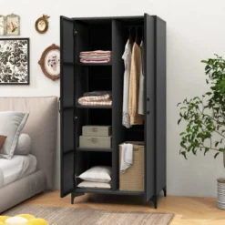 Kleiderschrank aus PE-Rattan mit 2 Türen & Kleiderstange & 4 Fächern Geräteschrank Garderobenschrank für Garten Schlafzimmer