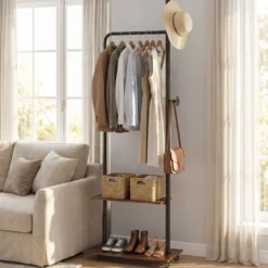 Kleiderständer auf Rollen offene Kleiderstange mit 2 Haken 60 × 30 × 175 cm Braun