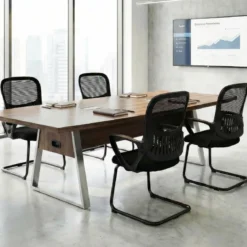 Konferenzstühle 2er Set Bürostühle mit atmungsaktivem Netzrücken Aufbewahrungskorb & integrierte Armlehnen Schwarz