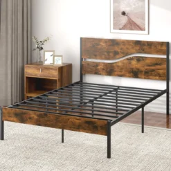 Metallbett Bettgestell für 200 x 140 cm Matratze industrielles Plattformbett mit Holzkopf- und Fußteil Rustikales Braun