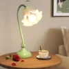 Nachttischlampe Vintage-Tischlampe mit Maiglöckchen-Acryllampenschirm & verstellbarem Stiel Grün