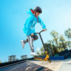 Stunt Scooter mit 360 Lenkung & PU Rädern & Aluminiumdeck Stuntscooter Funscooter