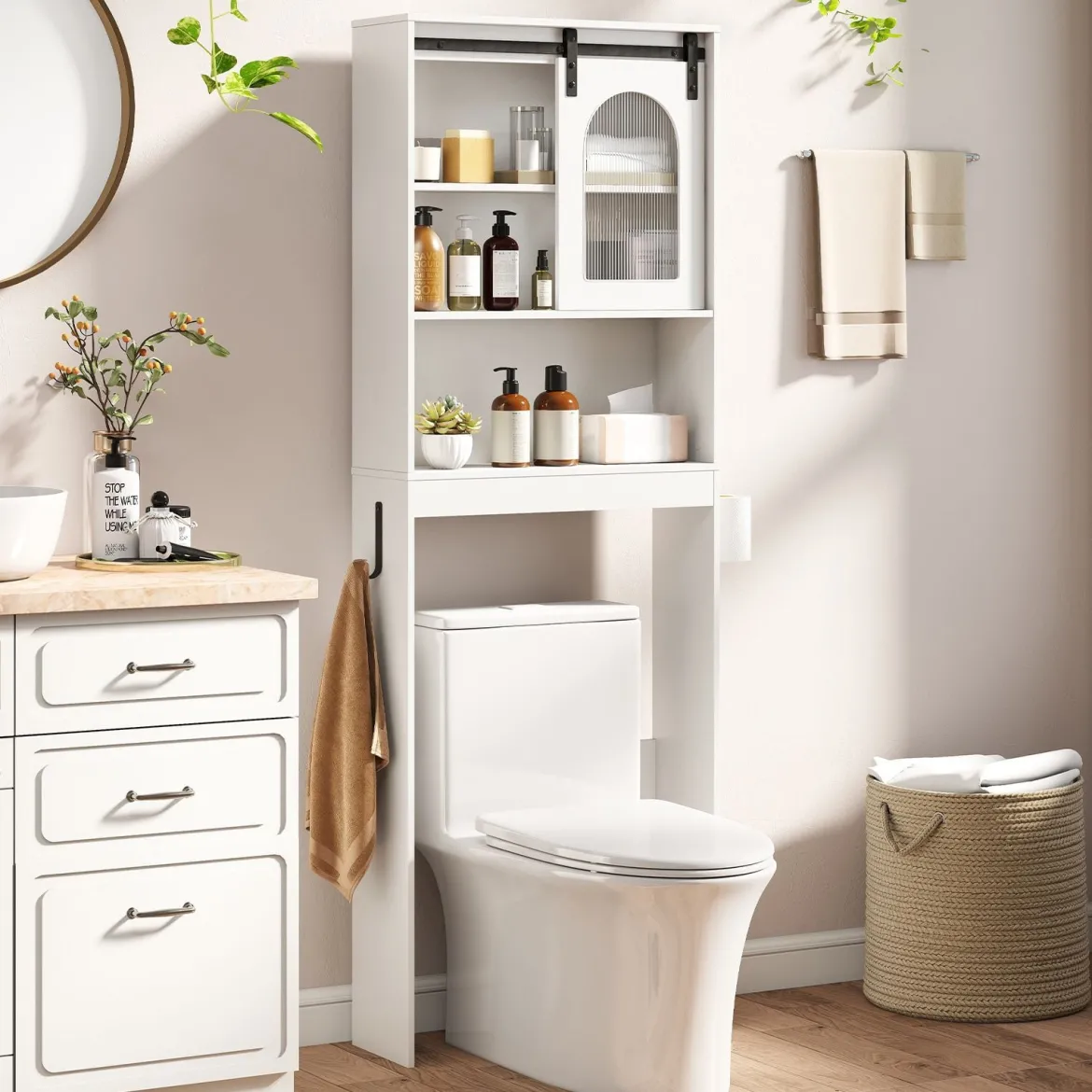 Toilettenschrank Badezimmer-Organizer im Bauernhausstil mit Schiebetür im Scheunentor-Design Weiß