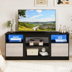 TV-Schrank mit LED-Lichtern für 65